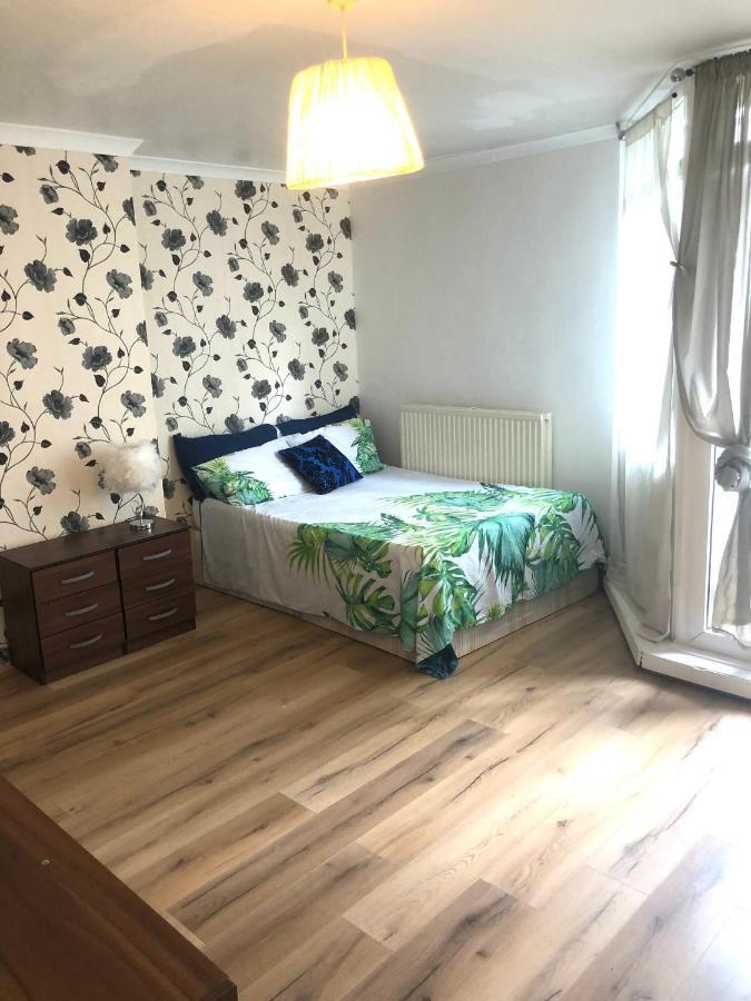 Отель East London Bethnal Green Экстерьер фото