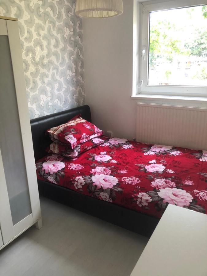 Отель East London Bethnal Green Экстерьер фото