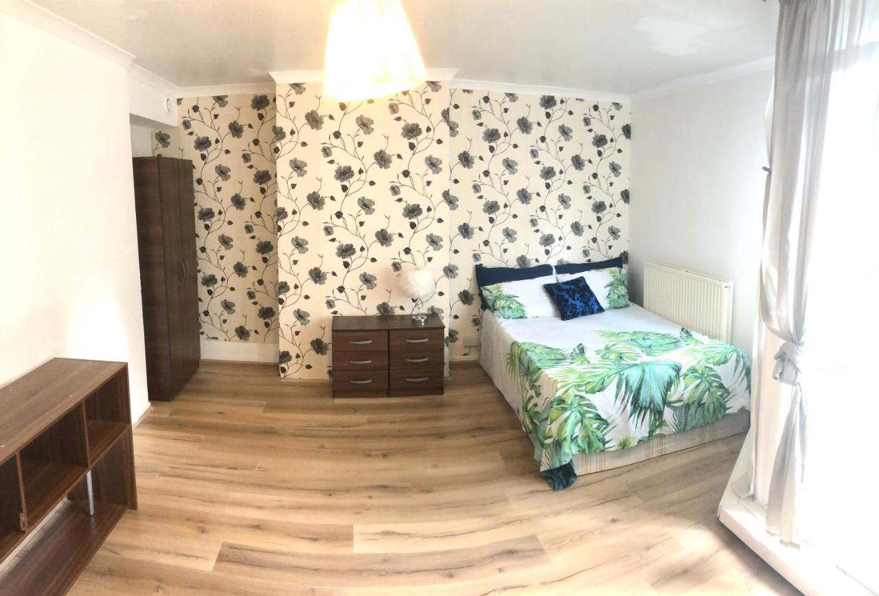 Отель East London Bethnal Green Экстерьер фото