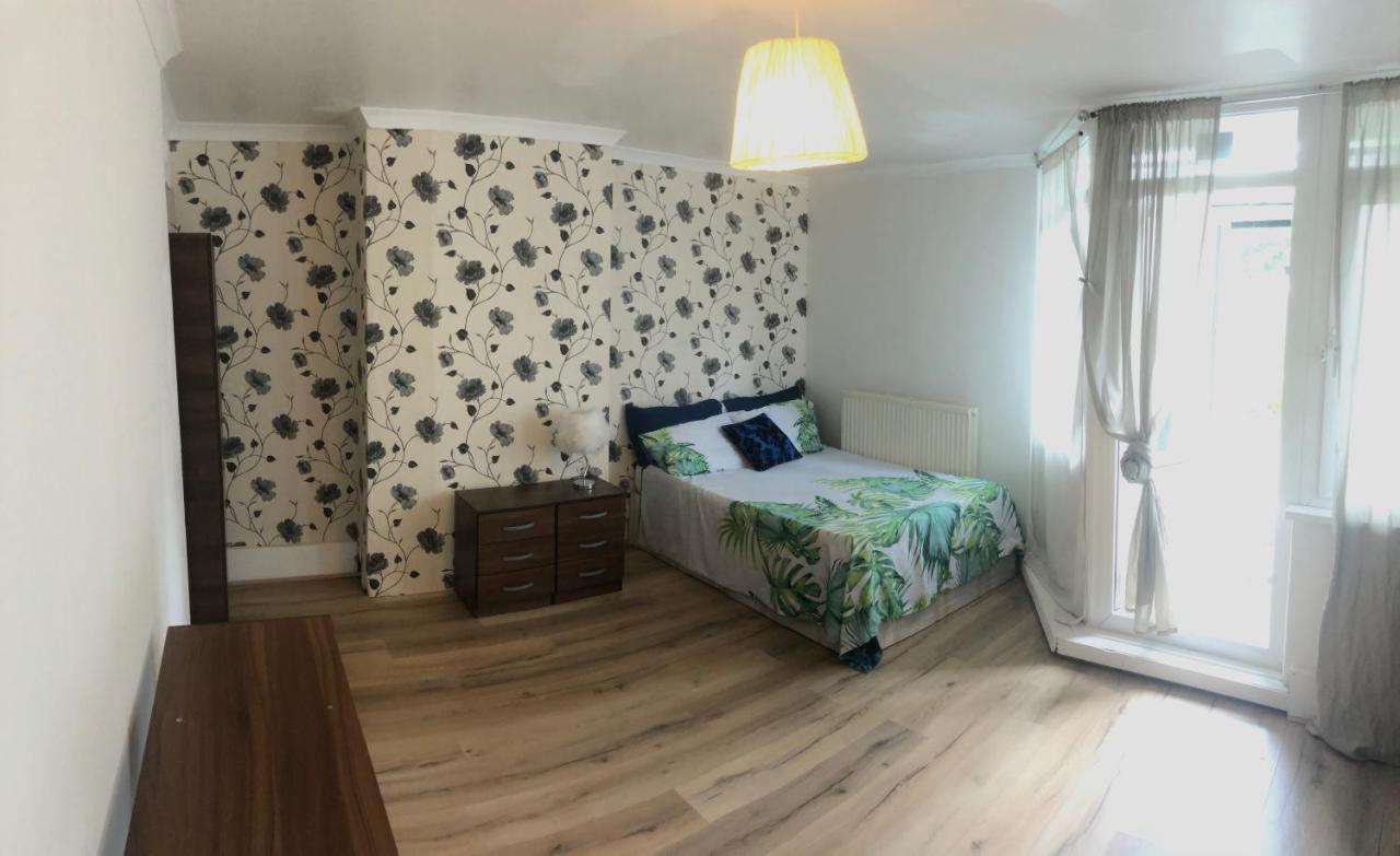 Отель East London Bethnal Green Экстерьер фото